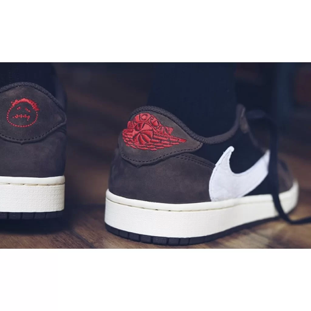 Travis Scott x Air Jordan 1 Low OG SP "Dark Mocha" Reps Price Outfit On Feet Release Date Travis Scott x Air Jordan 1 Low OG SP "Dark Mocha" Reps Price Outfit On Feet Release Date